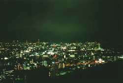 osaka_night2s.jpg (5485 bytes)